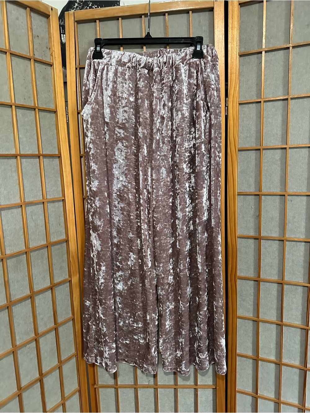 Crushed Velvet Wide Leg Cropped Pants - Dusty Mauve